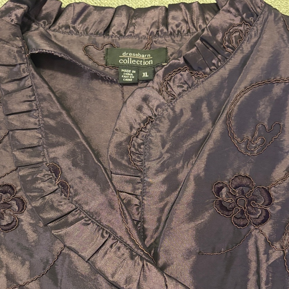 Vintage Plum Floral Embroidered Jacket - Picture 2 of 3